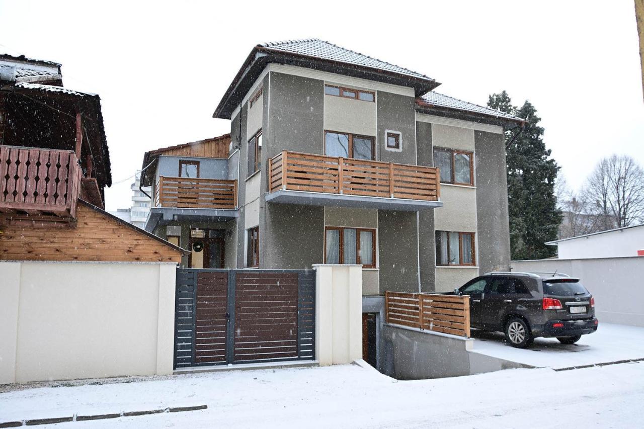 Vila Aras Simeria Luaran gambar